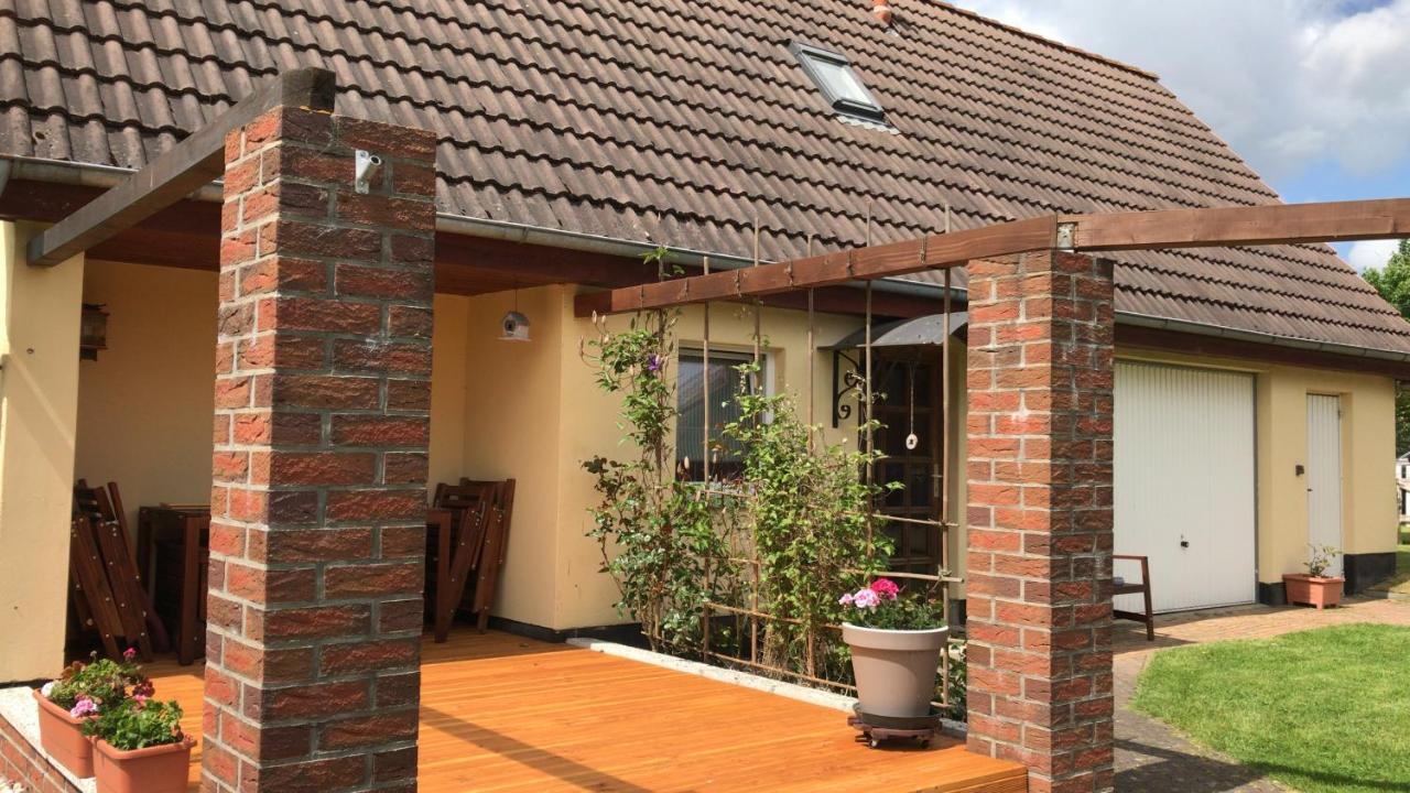 Ferienhaus Fienstorf Steinfeld  Luaran gambar